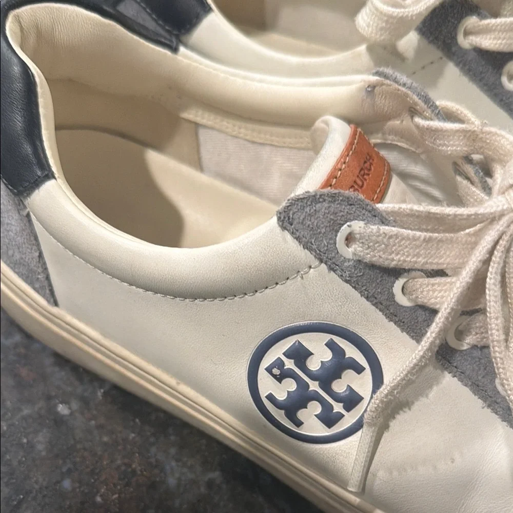 Tory Burch Cream & Gray Logo Low-Top Sneakers for ladies